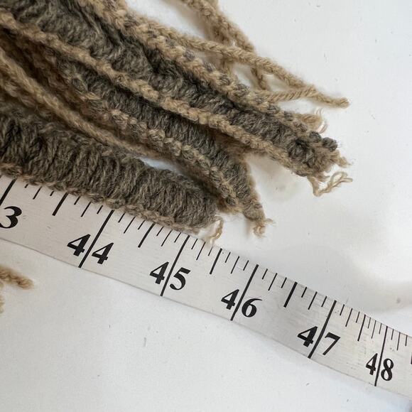 Ruyi Design Chunky Knit Poncho One Size Tan Gray 3D Fringe Chevron Crochet Boho - Picture 7 of 7